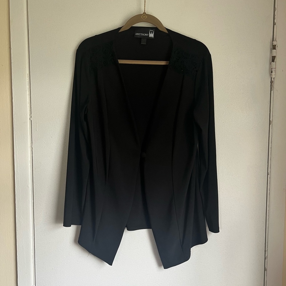 Antthony Women's Elegant Black Blazer Size Medium